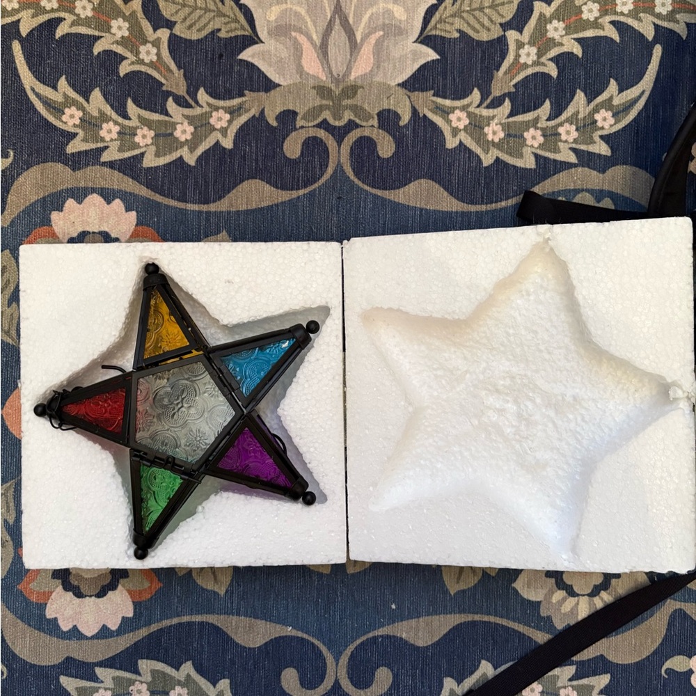 Stained Glass Star Hanging Lantern - Multicolor - Picture 6 of 6